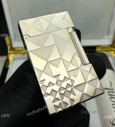 2018 Reproduction Dupont Mens Lighter - Silver Triangle